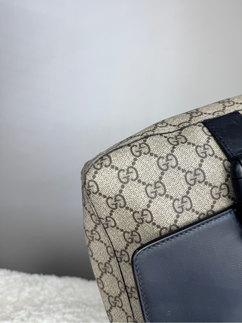 Gucci Black Leather & Beige GG Canvas Crossbody Messenger Bag - Picture 8 of 14